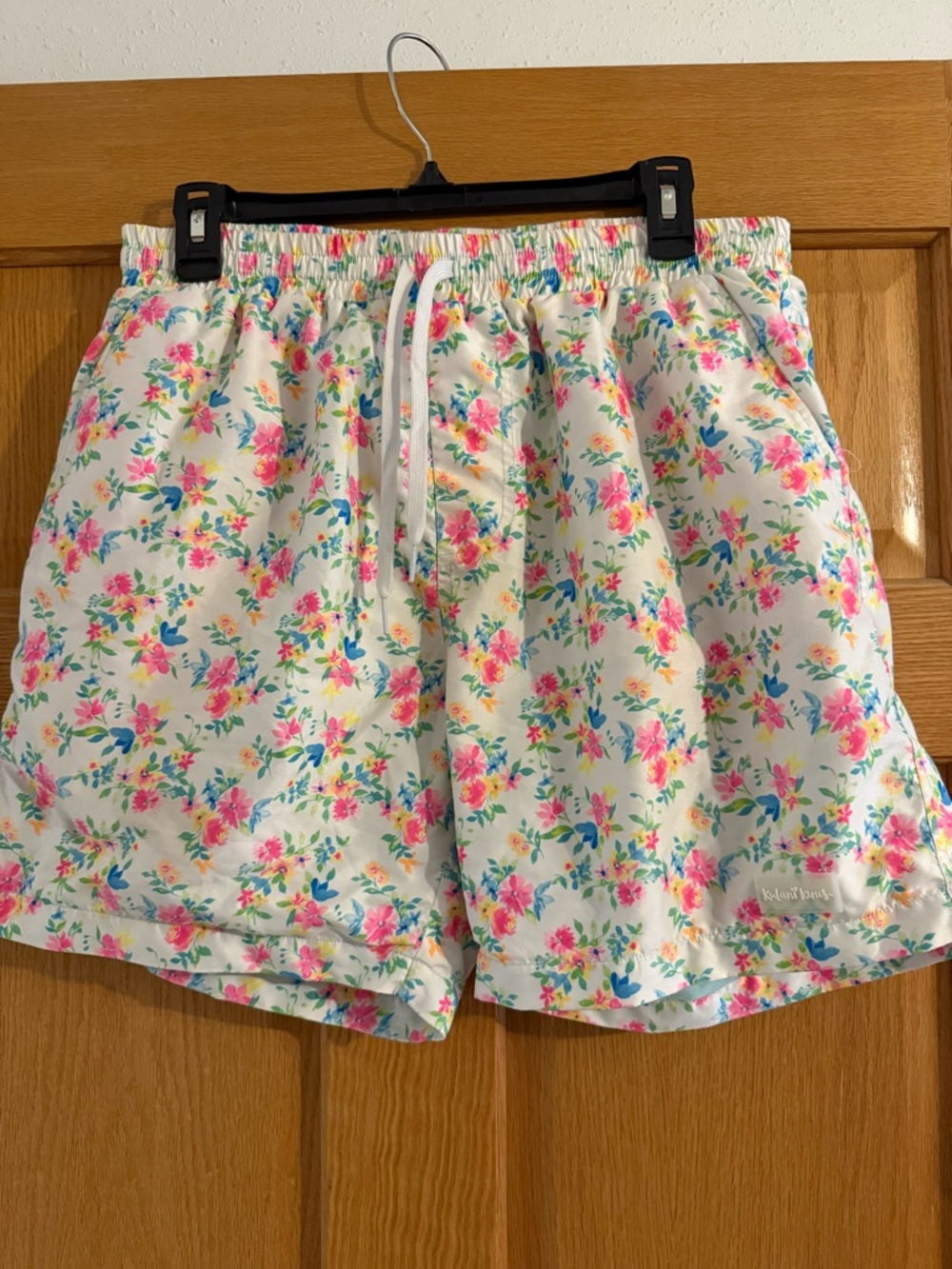 Kulani Kinis floral women’s board shorts swim shorts size large with pockets